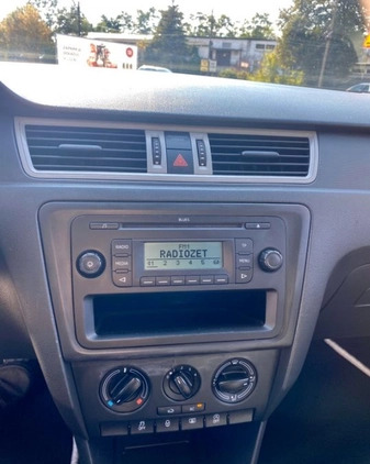 Skoda RAPID cena 26900 przebieg: 184450, rok produkcji 2013 z Szczecinek małe 596